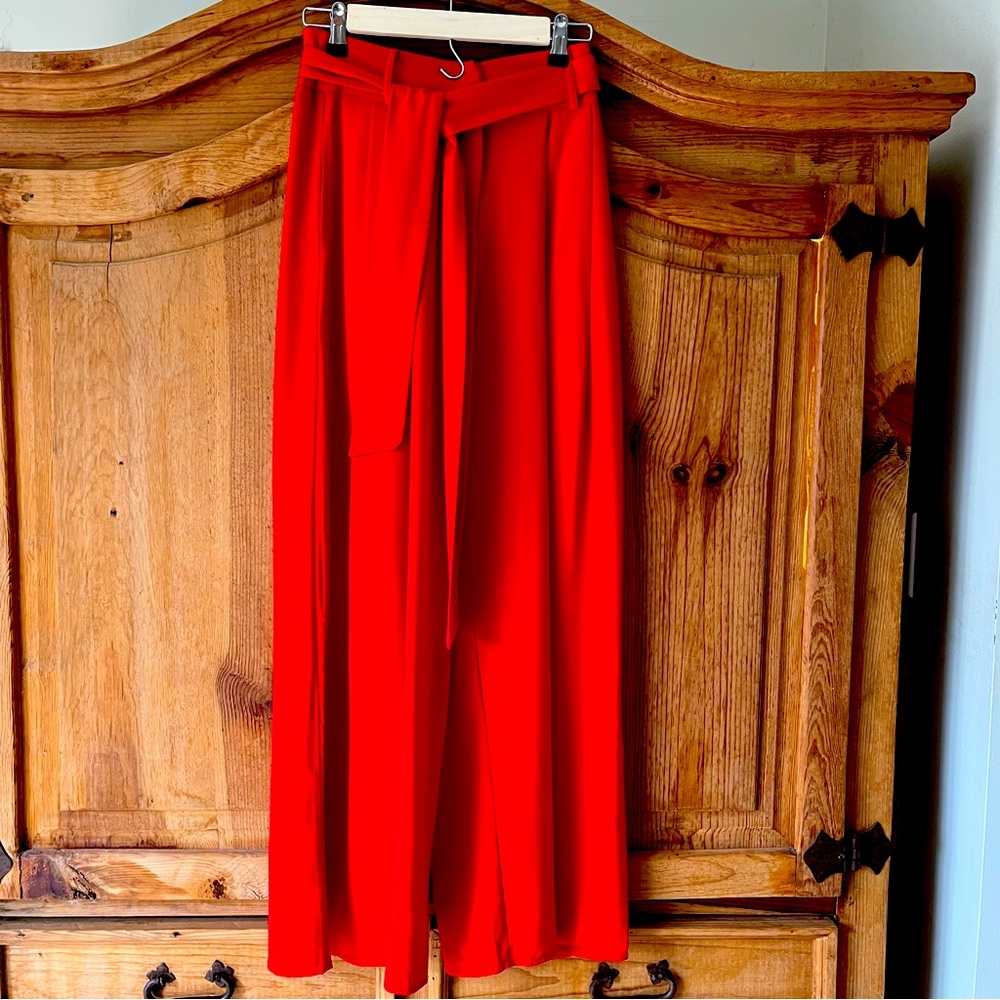 Wide leg pants
